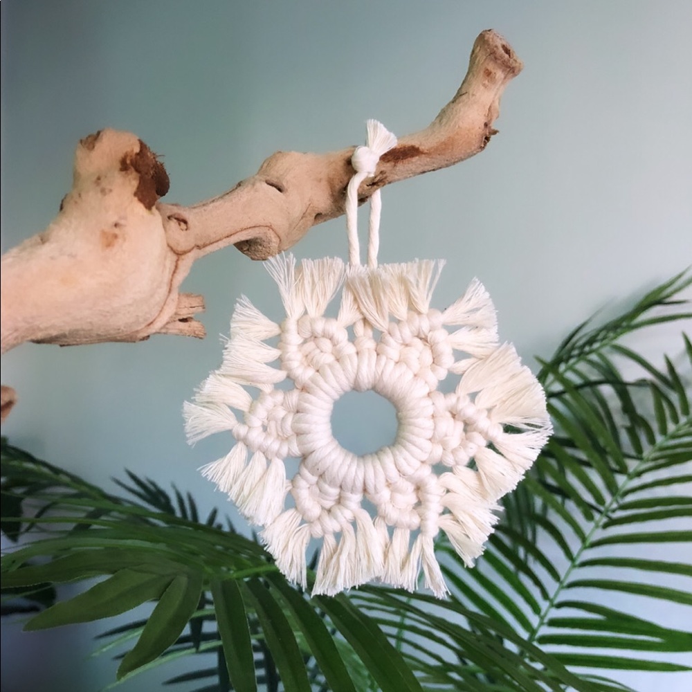 ❄️HANDMADE❄️ macrame snowflake ornament